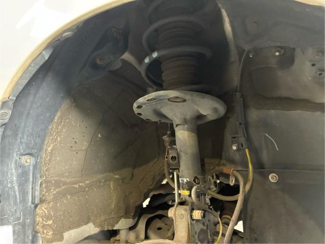トヨタ　エスクァイア　持ち込み　ショックアブソーバー　交換
名古屋市中川区　清須市　北名古屋市