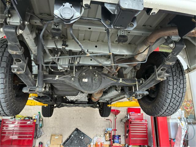 トヨタ　ハイエースバン　持ち込み　クスコ　リアスタビキット　アブソーバー　交換　名古屋市中川区　海部郡蟹江町　飛島村