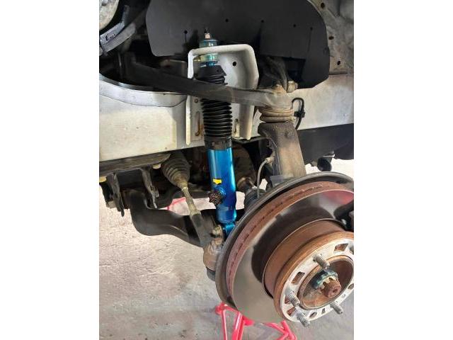 トヨタ　ハイエースバン　持ち込み　クスコ　リアスタビキット　アブソーバー　交換　名古屋市中川区　海部郡蟹江町　飛島村