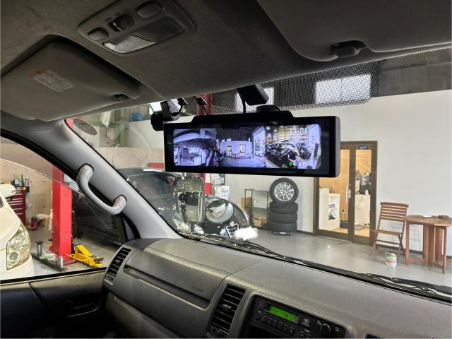 トヨタ　ハイエースバン　PORMIDO デジタルミラー　取り付け　名古屋市中川区　西区　北区