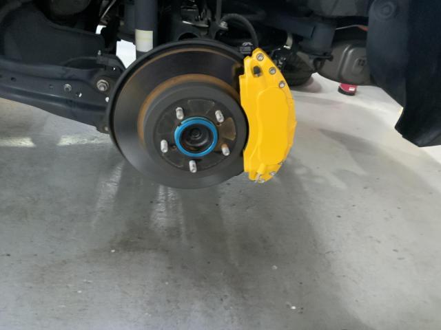 トヨタ　ハリアー　キャリパーカバー取り付け　名古屋市中川区　名古屋市瑞穂区　西尾市