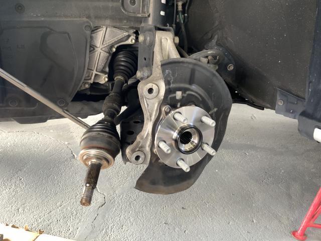 トヨタ　プリウス　ハブベアリング　ブレーキ　ホイール交換　名古屋市中川区　名古屋市中村区