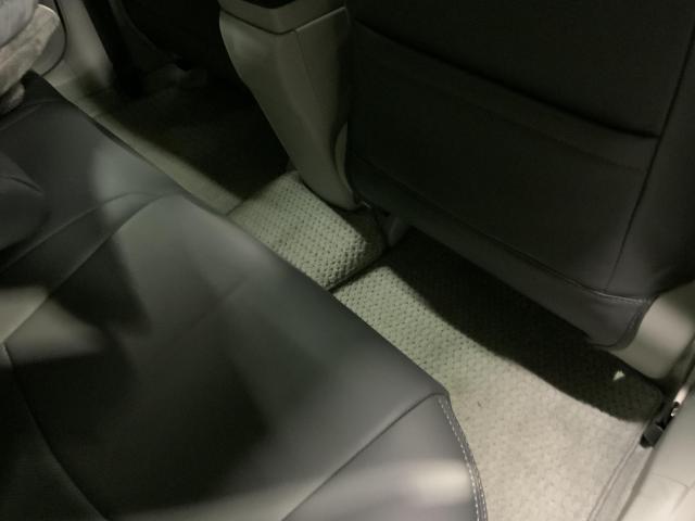 トヨタ　プリウス　ハブベアリング　ブレーキ　ホイール交換　名古屋市中川区　名古屋市中村区