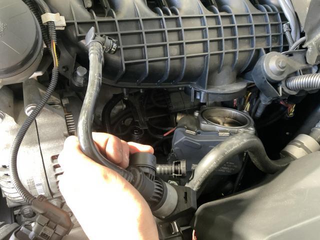 ＢＭＷ　４シリーズ　キャニスターパージバルブ交換　名古屋市中川区　名古屋市守山区　稲沢市