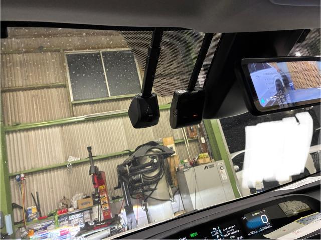 トヨタ　プリウス　PORMIDO デジタルミラー　取り付け　名古屋市中川区　尾張旭市　瀬戸市