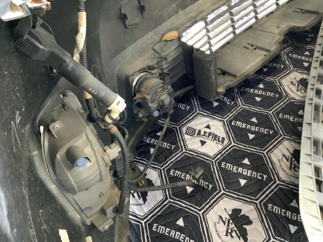 トヨタ　プリウスα　USヘッドライト取り付け　LEDフォグ取り付け　名古屋市中川区　名古屋市千種区　東海市