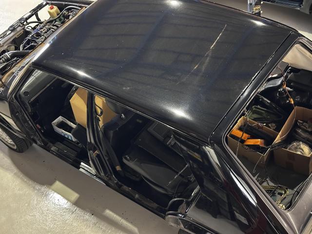 【板金・塗装】1979 フォルクスワーゲン ゴルフ1　塗装前バラシ作業
