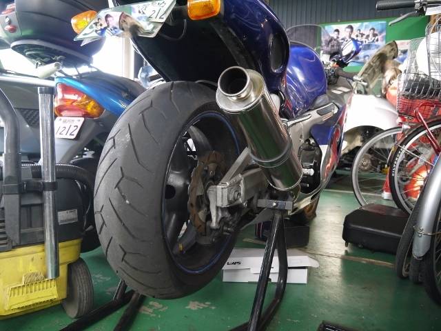 お車はもちろん、バイクの車検・整備も行っております！