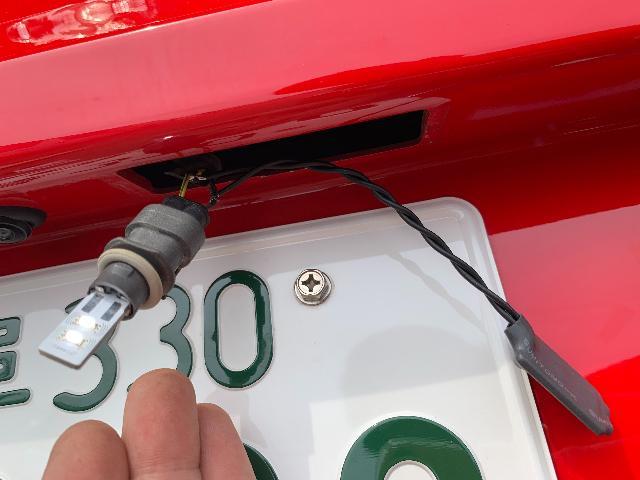 フェラーリ458スパイダー　ナンバー灯ＬＥＤ（専用キャンセラー施工メーターキャンセル）一式