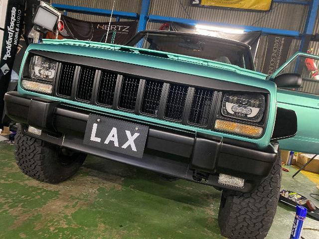 2000年Jeep XJ型チェロキー LTD 2DINパネルキット到着→ケンウッド