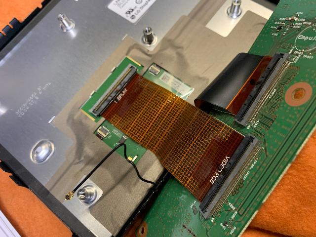 2019年　DODGEチャレンジャー392T/A（アップルカープレイ装着車）　インターフェース取付（地デジ追加＆HDMIミラーリンク化）　ユピテル指定店モデル「Z200L」施工一式