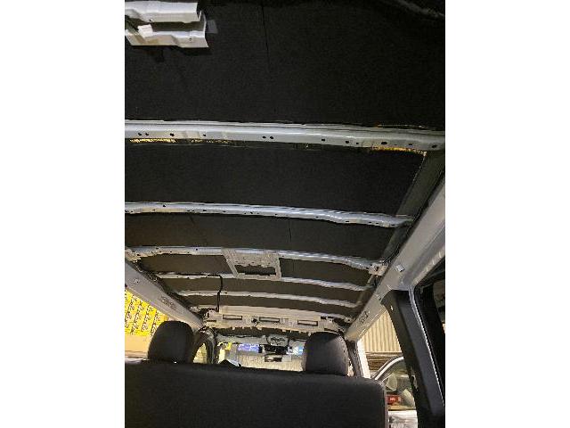 新車5型ハイエースS-GL 夏に向けて防振・断熱対策　天井デッドニング（サイレントコート＆フェリソニ）ヘビーデッドニングコース＆ドアデッドニング一式