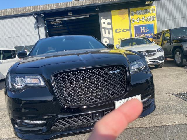 クライスラー300C　SRT8　オーディオ音が出ないアンプ取り換え一式