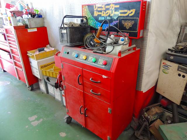 ルームクリーニング専用の機械も完備しております