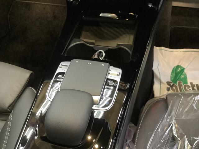 メルセデスベンツ　C118　CLA220ｄ　TVキャンセラー取付