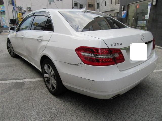 Ｅ２５０（２１２）　１年点検＆鈑金塗装