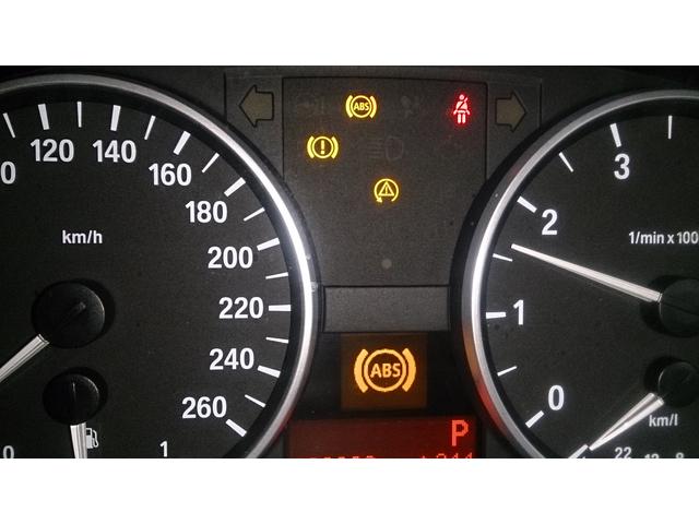BMW３２３i(Ｅ９０) 車検&ＡＢＳ警告灯点灯修理
