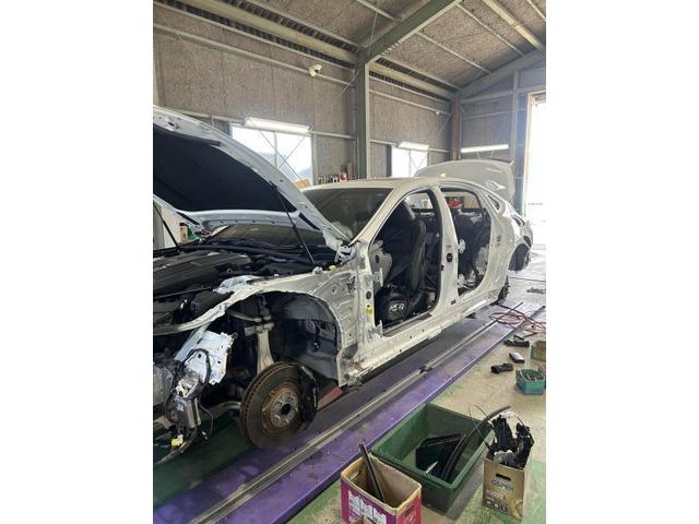 レクサス　ＬＳ500　安城市・刈谷市・知立市・豊田市・岡崎市　保険修理で工賃最大２０％分キャッシュバック！お得！

