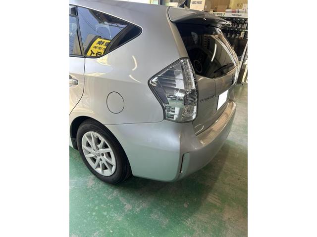 トヨタ　プリウスα　安城市・刈谷市・知立市・豊田市・岡崎市　リアバンパーの傷ヘコミ・修理！安い！
