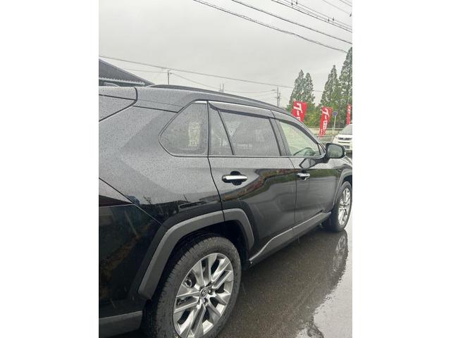 トヨタ　ＲＡＶ４　安城市・刈谷市・知立市・豊田市・岡崎市　きずへこみ・修理！安い！早い！
