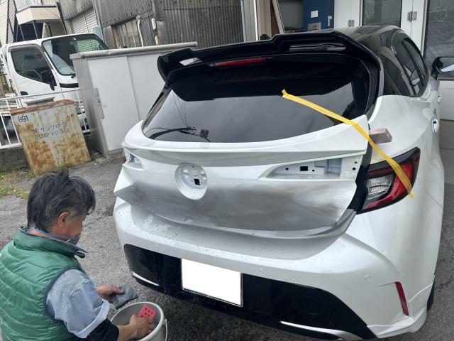 トヨタ　カローラスポーツ　安城市・刈谷市・知立市・豊田市・岡崎市　キズ凹み・修理！安い！

