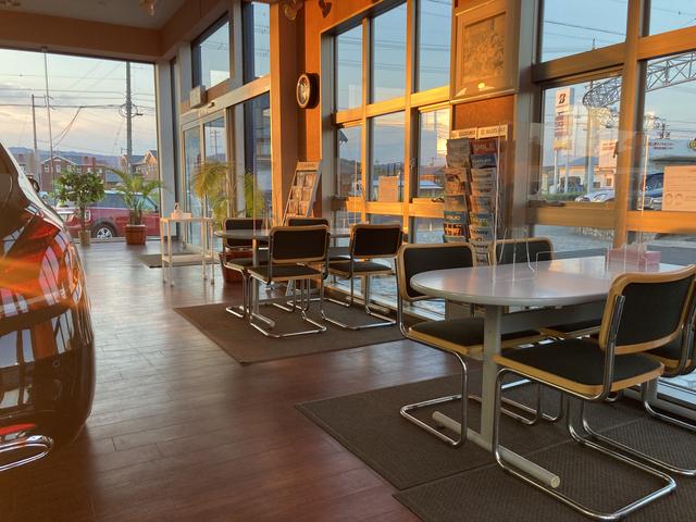 ＡＵＴＯ ＧＡＬＬＥＲＹ ＷＯＲＬＤ オートギャラリーワールド サービス紹介の6つ目