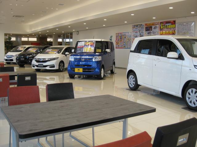 ホンダカーズ東海一宮濃尾大橋店(4枚目)