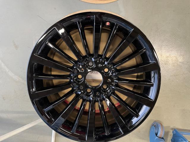 BMW 320iツーリング MINERVA オールシーズンタイヤ 225/45R18 交換 純正ホイール BMW 320iツーリング MINERVA オールシーズンタイヤ 225/45R18 交換 純正ホイール