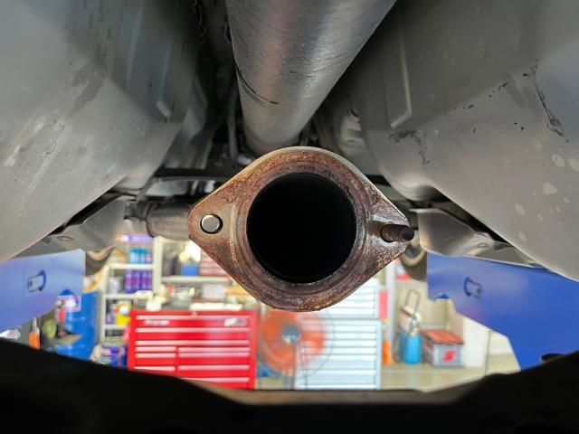 ニッサン フェアレディZ Z33 中間パイプ 持込交換 三重県 四日市市 菰野町 ニッサン フェアレディZ Z33 中間パイプ 持込交換 三重県 四日市市 菰野町