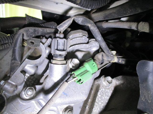 刈谷市　キャリイ　ＤＡ６３Ｔ　サーモスタット・リザーバタンク交換