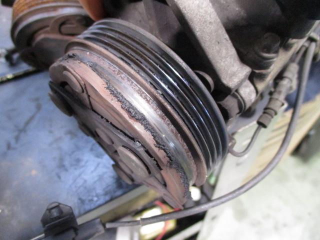 刈谷　ワゴンＲ　コンプレッサー・ベルト交換