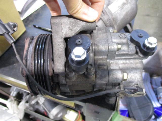 刈谷　ワゴンＲ　コンプレッサー・ベルト交換