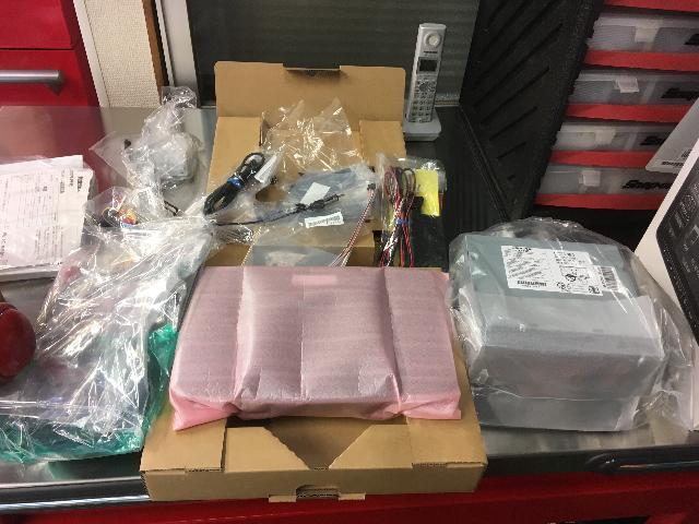 トヨタ ハイエース レジアスエース 4型 ワイド ミドルルーフ アルパイン XF11 ビック11 フローティングナビ 取付 バックカメラ取付 ドラレコ取付 監視システム付 名古屋市中川区