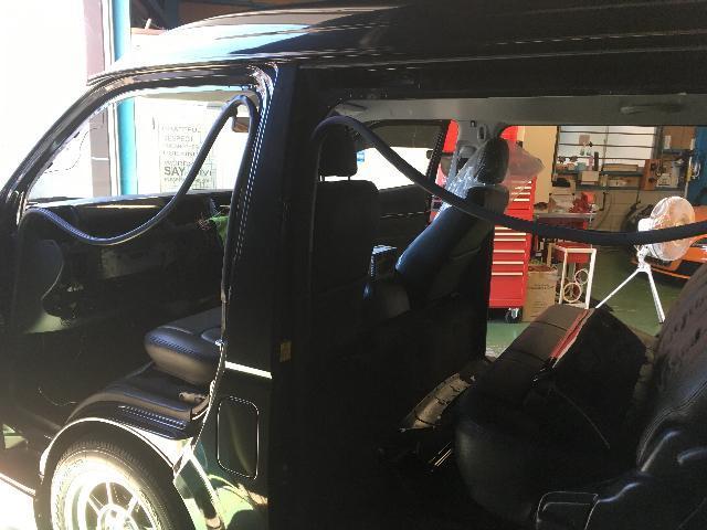 トヨタ ハイエース レジアスエース 4型 ワイド ミドルルーフ アルパイン XF11 ビック11 フローティングナビ 取付 バックカメラ取付 ドラレコ取付 監視システム付 名古屋市中川区