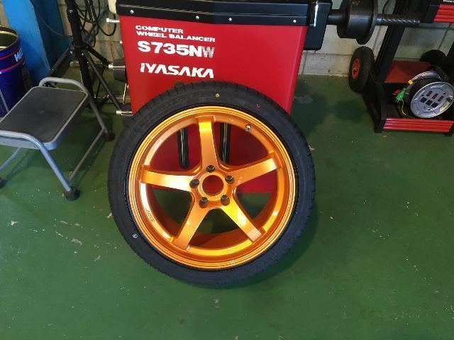 日産 スカイライン PCV35 タイヤ交換 ホイール交換 当社手配 バランス調整 名古屋市中川区