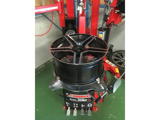 タイヤ組替え 275/30R20 245/40R20 メルセデス Sクラス 名古屋市中川区