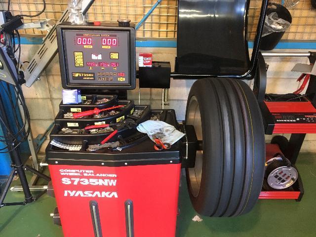 キャデラック CTS V6 車検代行  メンテナンス タイヤ交換、オイル交換、エレメント交換、ブレーキフルード交換、エアクリーナー交換 エアコンフィルター交換 バッテリー交換 名古屋市中川区