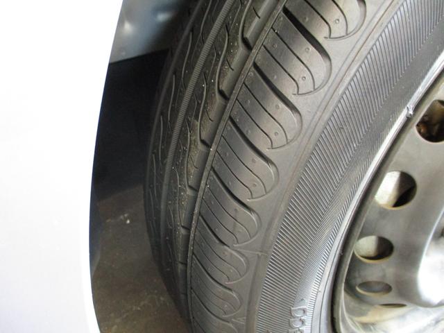H様のヴィッツ、車検とタイヤ組替ありがとうございました！
