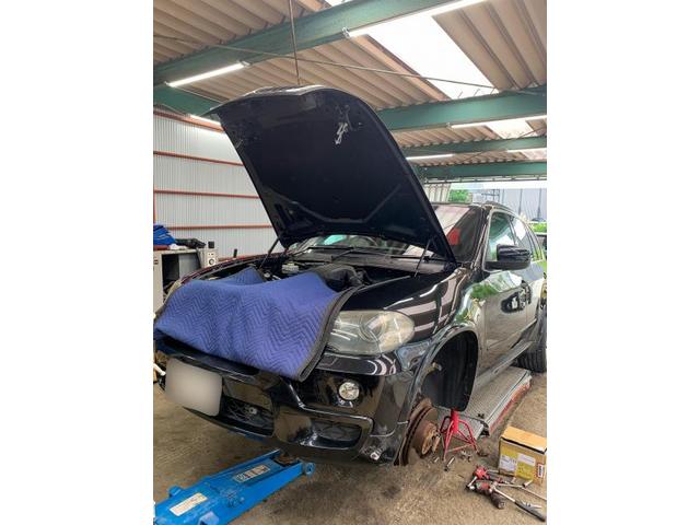 BMW X5 E70系アッパーマウント交換　傷凹み修理　傷凹み買取　名古屋市緑区　名古屋市南区　東海市　大府市