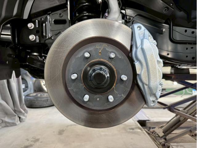 レクサスGX550 オーバートレイル＋　3BA-VJA252W　名古屋市緑区キャリパー塗装　大府市レクサスキャリパー塗装　名古屋市瑞穂区GX550土日車検　名古屋市南区レクサス傷修理　整備鈑金作業実績年間5800台超