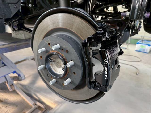 レクサスGX550 オーバートレイル＋　3BA-VJA252W　名古屋市緑区キャリパー塗装　大府市レクサスキャリパー塗装　名古屋市瑞穂区GX550土日車検　名古屋市南区レクサス傷修理　整備鈑金作業実績年間5800台超