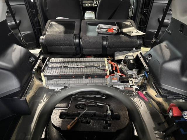 トヨタ プリウスα S DAA-ZVW41W 名古屋市緑区土日プリウスa車検 名古屋市南区プリウスa修理 大府市プリウスa傷凹み修理 東海市土日車検見積もり 名古屋市天白土日車検 整備鈑金作業実績年間5800台超