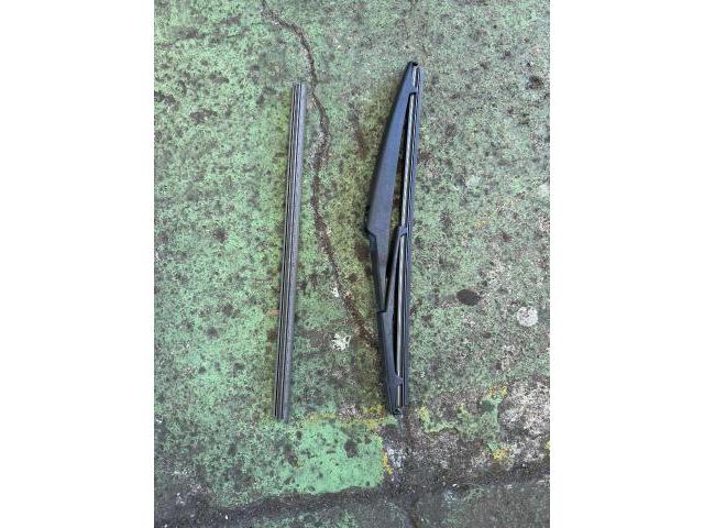 スズキ　スイフト　車検
名古屋緑区土日車検