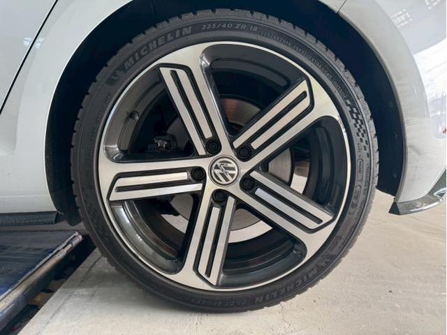 フォルクスワーゲン　ゴルフＲ　ABA-AUDJHF　名古屋市緑区キャリパー塗装・ホイールコーティング　名古屋市土日フォルクスワーゲンキャリパー塗装　大府市土日ゴルフ車検　名古屋市天白区フォルクスワーゲン修理　整備鈑金作業実績年間5800台超