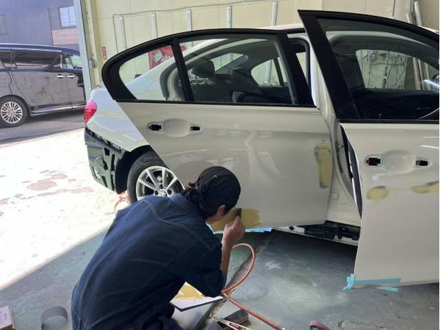 ＢＭＷ　３シリーズ　320d　名古屋市緑区輸入車鈑金修理　大府市土日BMW3凹み修理　東海市土日輸入車鈑金見積もり　名古屋市天白区輸入車修理　名古屋市緑区土日BMW車検　整備鈑金作業実績年間5800台超