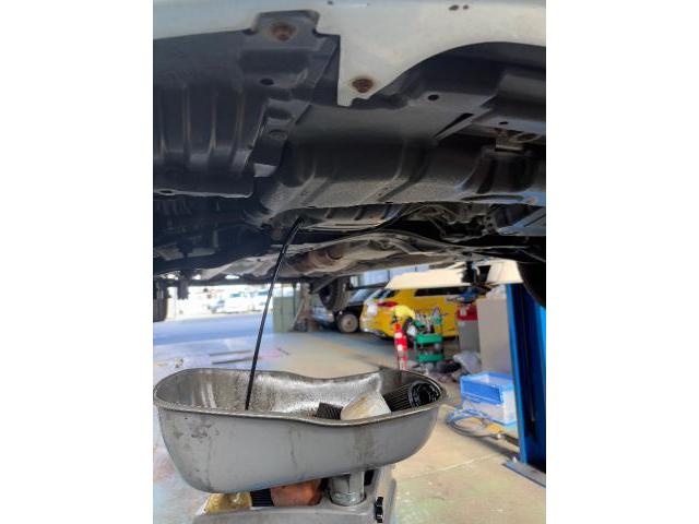 トヨタ　サクシード　車検
名古屋市緑区土日車検