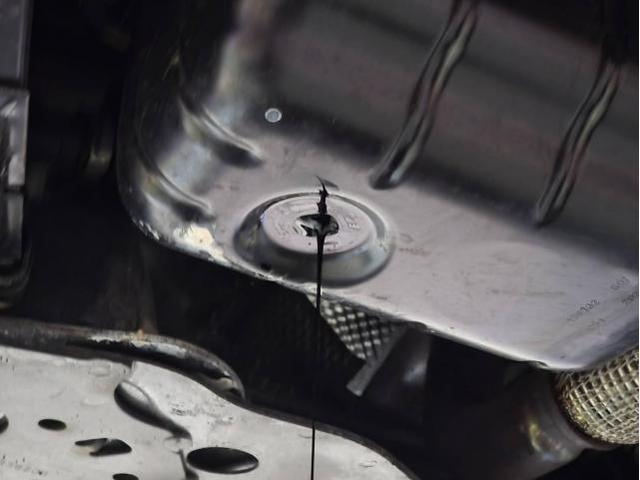 ルノー　カングー　車検 輸入車車検　緑区車検　土日祝営業　持込パーツ交換OK　