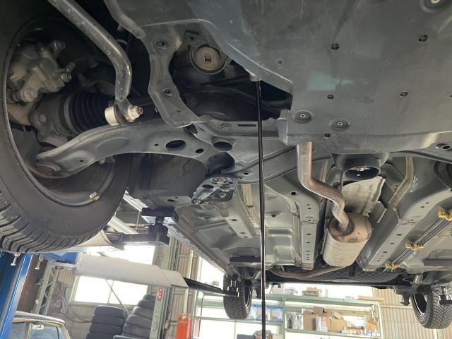 トヨタ　プリウス　ZYW30 名古屋市緑区土日祝車検　名古屋市南区プリウス修理　大府市30プリウス車検　名古屋市天白区プリウス車検　豊明市30プリウス修理　東海市ZYW30修理　整備鈑金実績年間5800台超