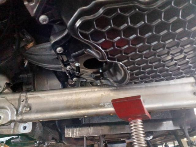 Audi車検　Q5車検　緑区車検　土日祝車検　輸入車車検　オイル漏れ修理　一般整備