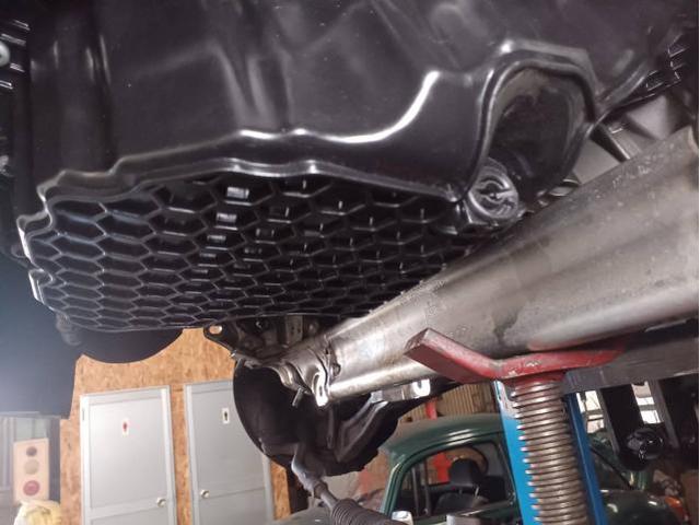 Audi車検　Q5車検　緑区車検　土日祝車検　輸入車車検　オイル漏れ修理　一般整備